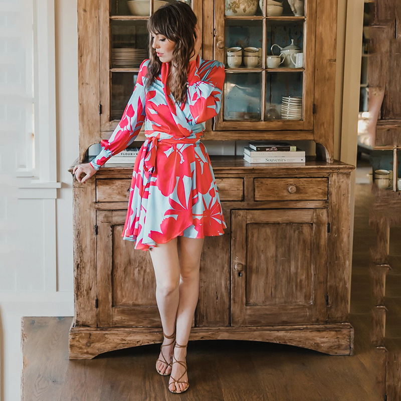 Women Dress V-neck Long Sleeve Vintage Printing es Woman Plus Size Sexy Short Summer Beach Fashion 210524