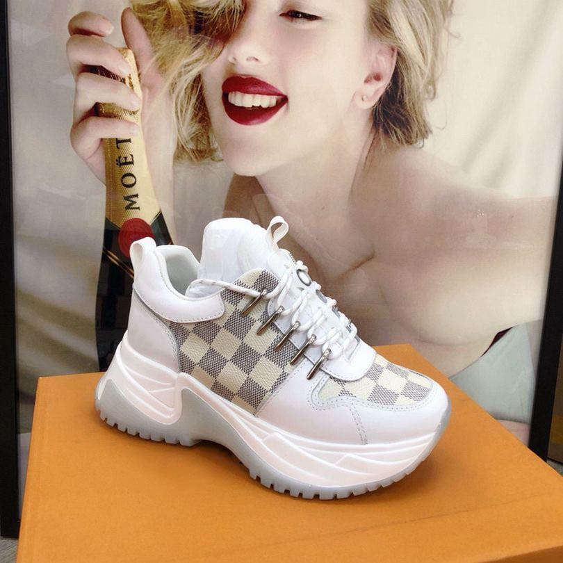 brand luxury designer Women Men Sneaker casual shoe classical comfort Rivet Studded Flats show style fashion Suede Leather shoes with box, Black
brand luxury designer Women Men Sneaker casual shoe classical comfort Rivet Studded Flats show style fashion Suede Leather shoes with box, Black