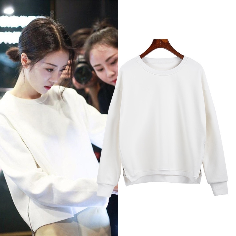 2021 new star same round neck loose Korean zipper sweater women' spring and autumn thin clothes top, White (zipper version)
2021 new star same round neck loose Korean zipper sweater women' spring and autumn thin clothes top, White (zipper version)