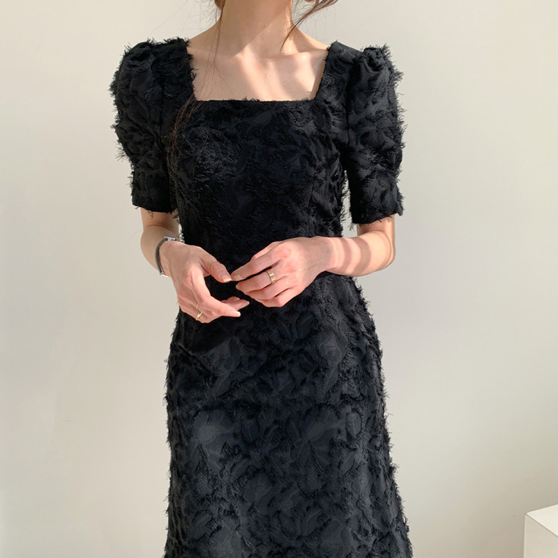 Korean Chic Summer Women Dress Square collar Heavy Industry Feather Tassel Slim High waist Mid-length Bag Hip Female 210506