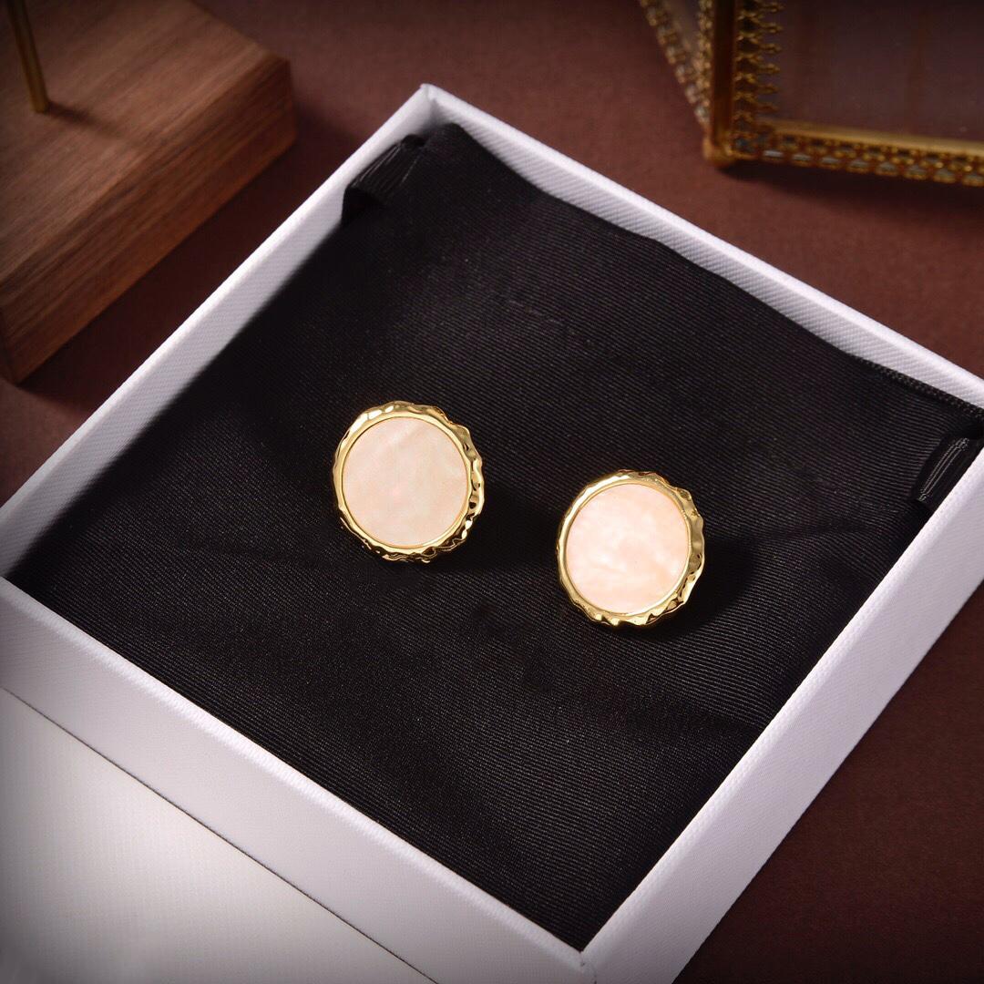 Stainless Steel Round Gold Earring Stud Street Party High Quality Individuality Simple Women, Golden;silver
Stainless Steel Round Gold Earring Stud Street Party High Quality Individuality Simple Women, Golden;silver