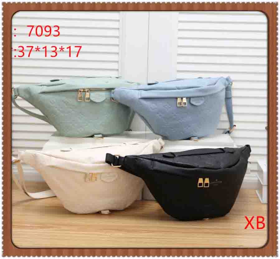 LV Louis bag Vitton Handbag Belt Waist Purses Chest Bag Classic Women Cross Body Leather Shoulder bags Purse
LV Louis bag Vitton Handbag Belt Waist Purses Chest Bag Classic Women Cross Body Leather Shoulder bags Purse