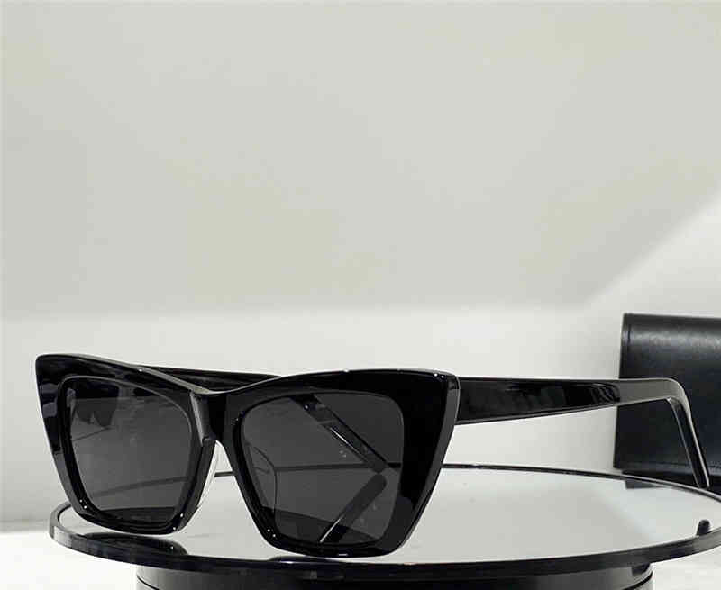 276 sun popular digner women fashion retro Cat eye shape frame Summer Leisure wild style top quality UV400 Protection come with case, White;black
276 sun popular digner women fashion retro Cat eye shape frame Summer Leisure wild style top quality UV400 Protection come with case, White;black