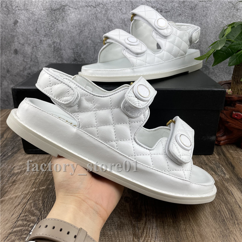 Trendy Womens Classic Sandals Cowhide Pattern Hook Loop Sandal Top Quality Lady Flat Slippers Casual Stylish, White style 1
Trendy Womens Classic Sandals Cowhide Pattern Hook Loop Sandal Top Quality Lady Flat Slippers Casual Stylish, White style 1