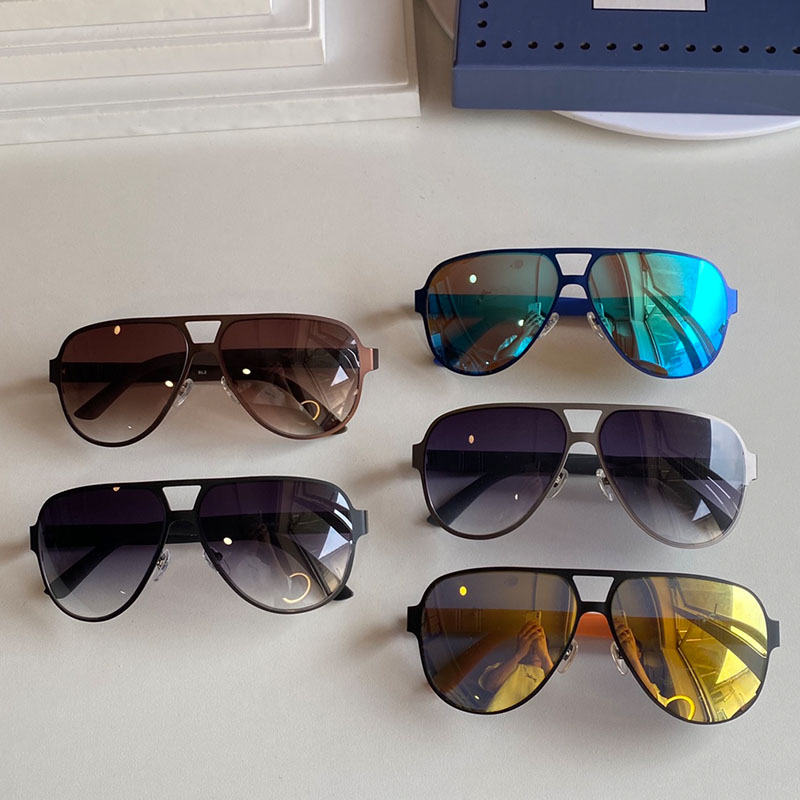 2022 New fashion men and women sunglasses seaside vacation travel sunglass frame coating mirror lens carbon fiber legs summer style 2252 Random box top quality
2022 New fashion men and women sunglasses seaside vacation travel sunglass frame coating mirror lens carbon fiber legs summer style 2252 Random box top quality