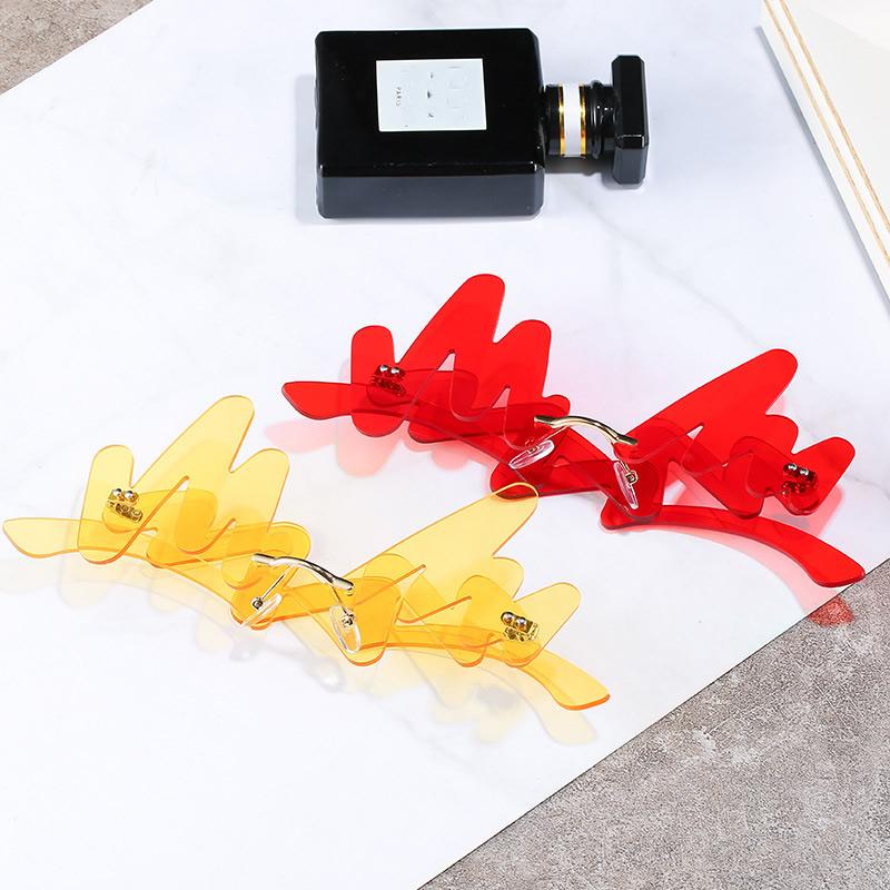 Sunglasses Funny European And American Personality N-shaped Wave Glasses Irregular Women Wholesale
Sunglasses Funny European And American Personality N-shaped Wave Glasses Irregular Women Wholesale