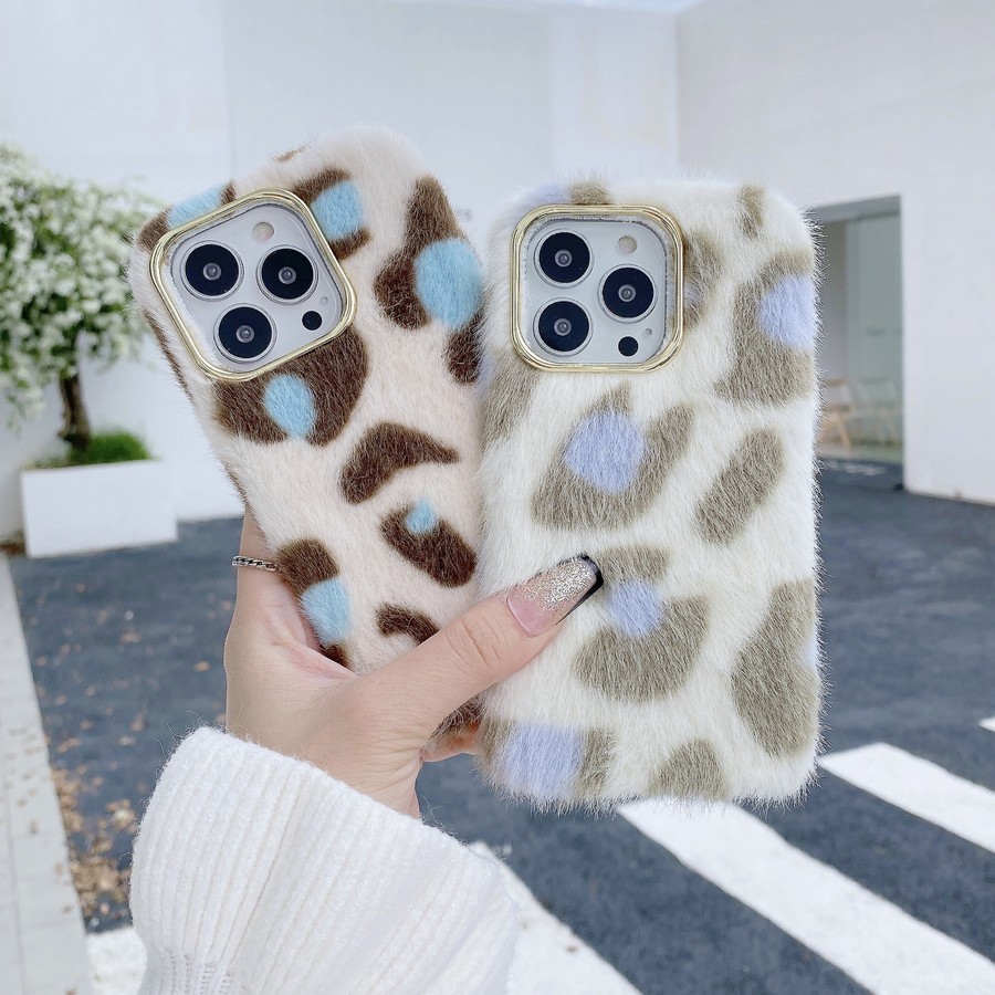 Luxury Plush Warm Winter Leopard Print Phone Cases Soft TPU for iPhone 13 11 12 Pro Max XS XR X 7 8 Plus Fluffy Cover, #1
Luxury Plush Warm Winter Leopard Print Phone Cases Soft TPU for iPhone 13 11 12 Pro Max XS XR X 7 8 Plus Fluffy Cover, #1