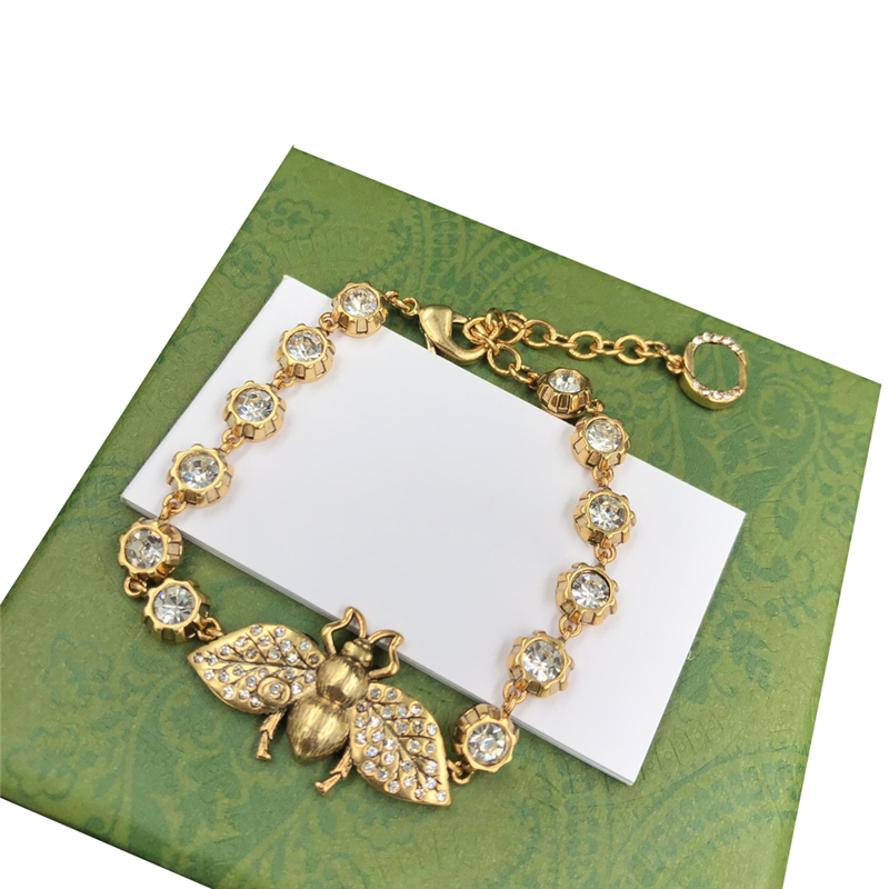 Womens Fashion Crystal Bracelets Valentines Gift Gold Bracelet Designer Hollow Letter Bangle Vintage Style Jewelry For Women
Womens Fashion Crystal Bracelets Valentines Gift Gold Bracelet Designer Hollow Letter Bangle Vintage Style Jewelry For Women