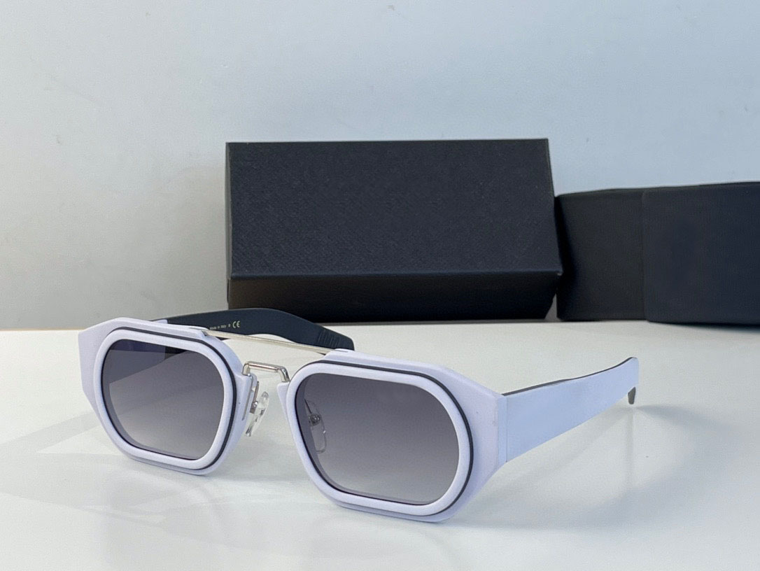 Men Sunglasses for women Latest selling fashion 01WS sun glasses mens sunglass Gafas de sol top quality glass UV400 lens with box, White;black
Men Sunglasses for women Latest selling fashion 01WS sun glasses mens sunglass Gafas de sol top quality glass UV400 lens with box, White;black