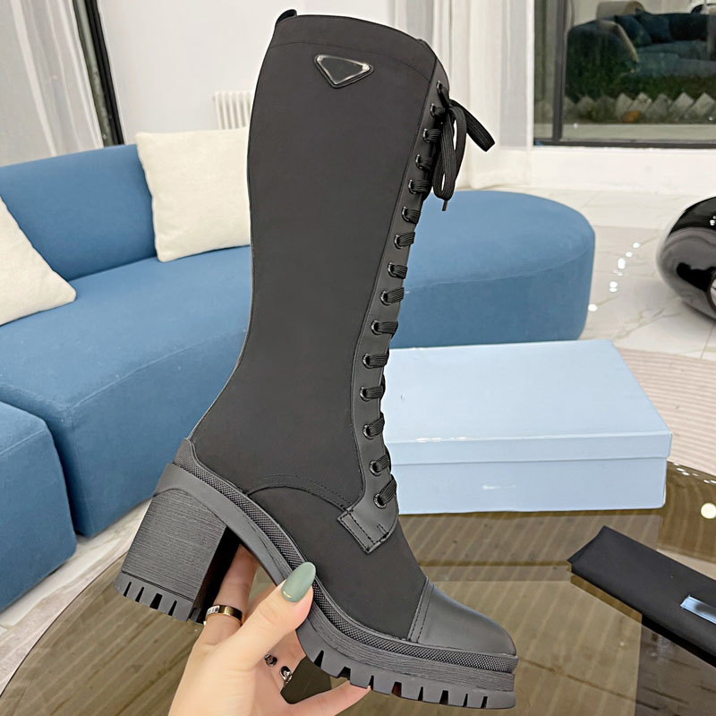 Designer Women Boots Fashion lady Ankle Martin Boot Genuine Leather Shoes Cloudbust Thunder Military Inspired Combat Cowhide Winter Motorcycle Shoe with Box, Style 2
Designer Women Boots Fashion lady Ankle Martin Boot Genuine Leather Shoes Cloudbust Thunder Military Inspired Combat Cowhide Winter Motorcycle Shoe with Box, Style 2
