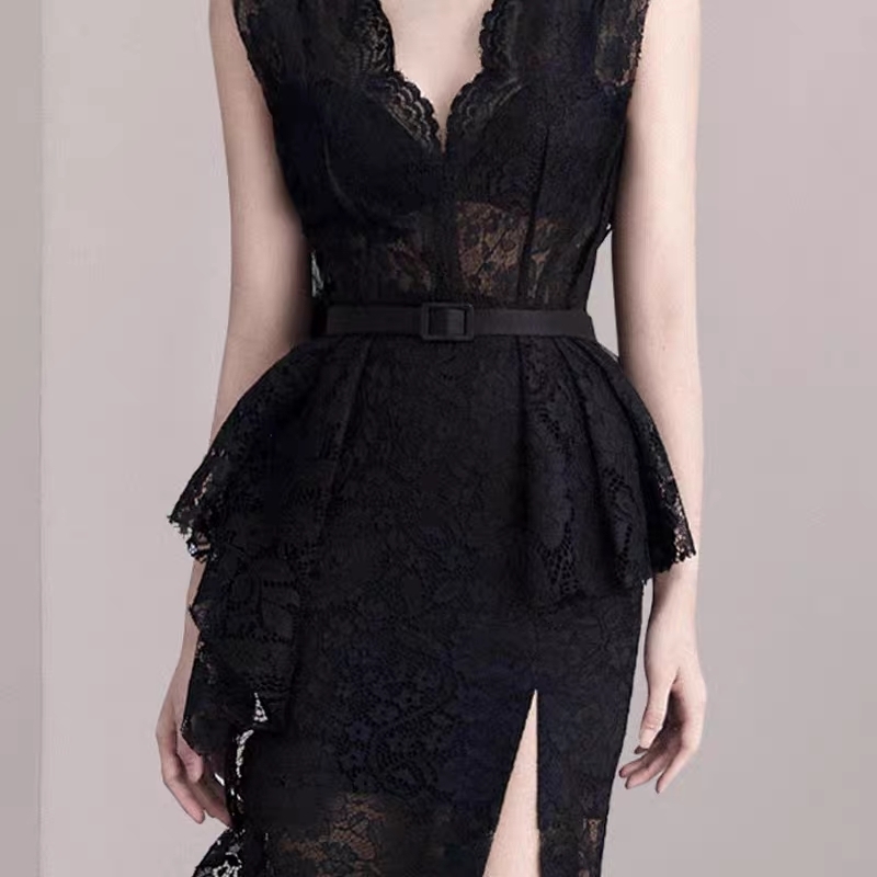 Elegant V-neck High Waist Women Black Lace Dress Vintage Ruffles Sexy split sleeveless Summer Female Party Vestidos 210520