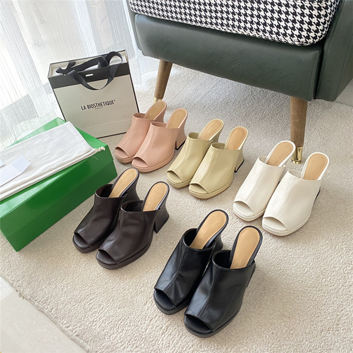 21ss women lady high heel 8CM heeled summer slippers shoes top quality with full logo package B2990, White
21ss women lady high heel 8CM heeled summer slippers shoes top quality with full logo package B2990, White