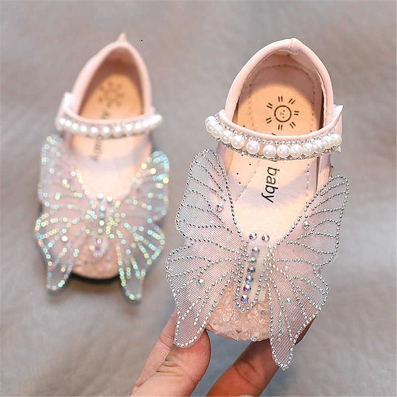 Toddlers Baby Girls Shoes Kids Leather Shoes For Wedding Party Performance Lace Butterfly Rhinestone Bling Pearls Beading X0703, Beige
Toddlers Baby Girls Shoes Kids Leather Shoes For Wedding Party Performance Lace Butterfly Rhinestone Bling Pearls Beading X0703, Beige