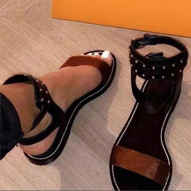 Fashion Women spring and summer ladies Roman sandals Beach top flat Plain rivet Flats Sexy Slipper Flip Flop 35-41, Black
Fashion Women spring and summer ladies Roman sandals Beach top flat Plain rivet Flats Sexy Slipper Flip Flop 35-41, Black