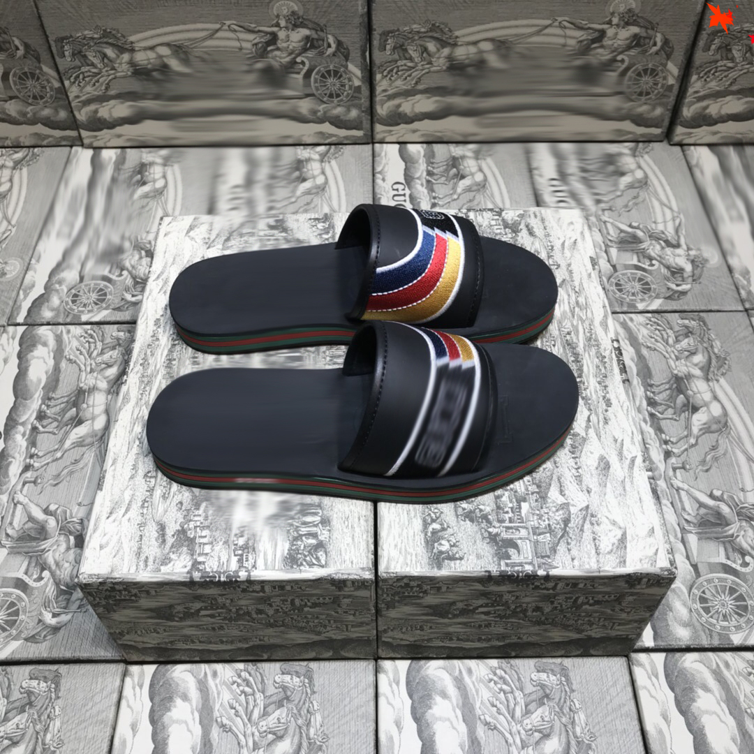 2021 Slipper Designer Slide Summer sandals Fashion Men Beach Indoor Flat Flip Flops Leather luxurys Shoes mens Slippers with box Size 39-45 -H210, Black
2021 Slipper Designer Slide Summer sandals Fashion Men Beach Indoor Flat Flip Flops Leather luxurys Shoes mens Slippers with box Size 39-45 -H210, Black