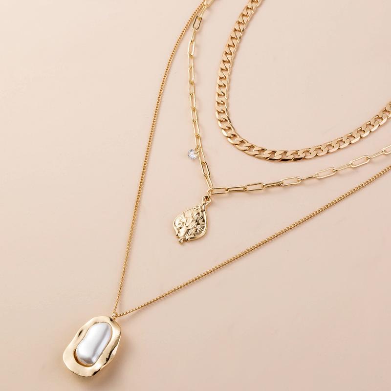Pendant Necklaces Minar Personality Head Portrait Coin Necklace For Women Multi Layers Chunky Cuban Chain Irregular Pearl Gift
Pendant Necklaces Minar Personality Head Portrait Coin Necklace For Women Multi Layers Chunky Cuban Chain Irregular Pearl Gift