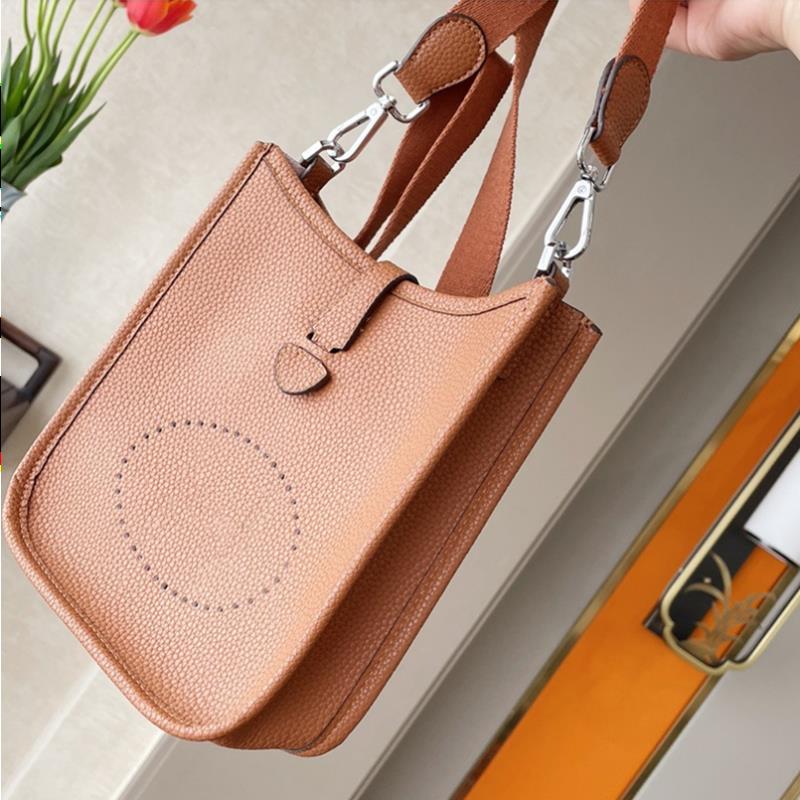 Luxurys Designers Shoulder Leather Evelyne Genuine 2021 Pure Women Crossbody Girl Wallet Packaging Cowhide Purses Clutch Bags Gift Box Ljgj, Red;black
Luxurys Designers Shoulder Leather Evelyne Genuine 2021 Pure Women Crossbody Girl Wallet Packaging Cowhide Purses Clutch Bags Gift Box Ljgj, Red;black