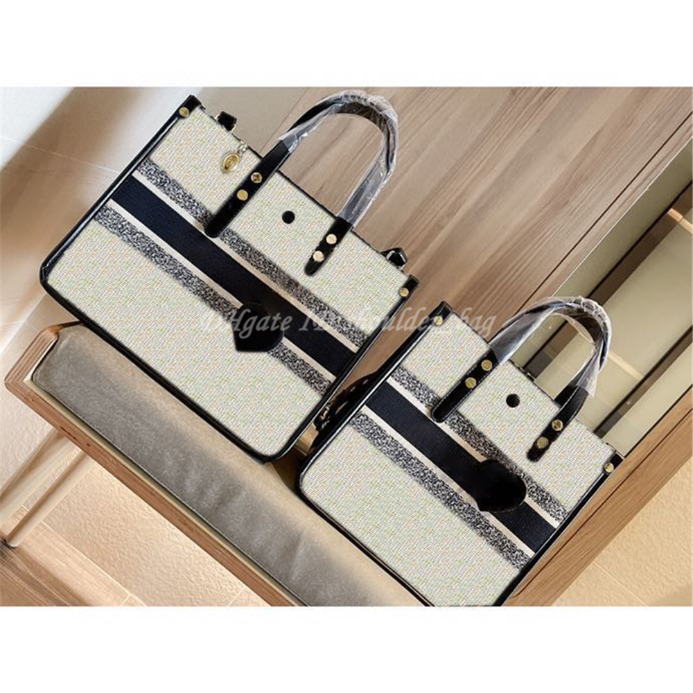 2021 Famous Designer Women Fashion Book Tote Bag Luxury Artwork Embroidery Oblique Printing Handbag Diamond Lattice Lady Shopping Bags Totes, Style z
2021 Famous Designer Women Fashion Book Tote Bag Luxury Artwork Embroidery Oblique Printing Handbag Diamond Lattice Lady Shopping Bags Totes, Style z