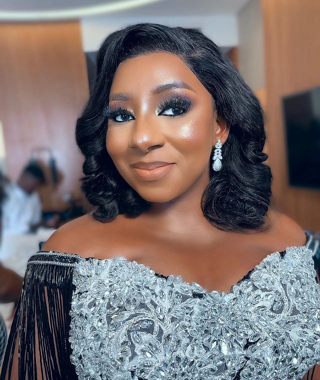 2021 Plus Size Arabic Aso Ebi Black Lace Crystals Prom Dresses Sequined Sweetheart Sheath Evening Formal Party Second Reception Gowns Dress ZJ674