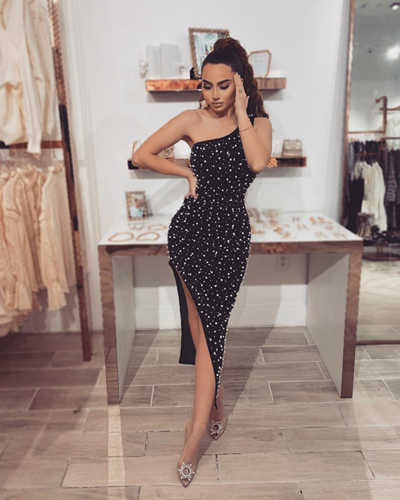 Modern One Shoulder Black Prom Dresses Handmade Beaded Bodice Women Special Occasion Club Wear Side Split Sexy Bride Vestidos De Fiesta, Pink
Modern One Shoulder Black Prom Dresses Handmade Beaded Bodice Women Special Occasion Club Wear Side Split Sexy Bride Vestidos De Fiesta, Pink