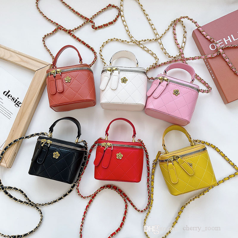 Children princess handbags sweet girls flower PU single shoulder bag kids boys chain crossbody wallet autumn winter bucket hand carry bags F870, Red
Children princess handbags sweet girls flower PU single shoulder bag kids boys chain crossbody wallet autumn winter bucket hand carry bags F870, Red