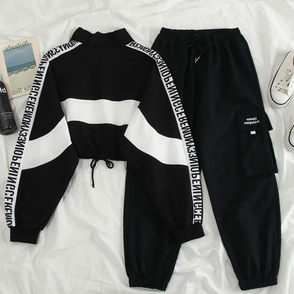 Free Women's Loose Letter Sports Suit Casual Stand Collar Long Sleeve Short Sweater & Pants Two-piece Set 210524