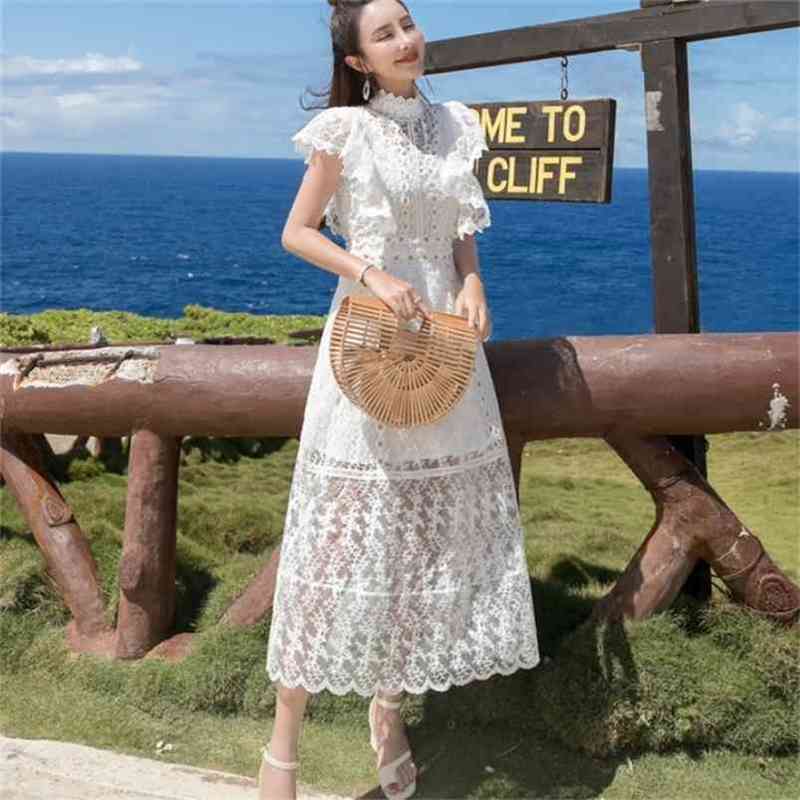 White lace vintage Long dress woman stand neck short sleeve hollow out elegant party Maxi spring summer sexy vestido 210519, Picture color
White lace vintage Long dress woman stand neck short sleeve hollow out elegant party Maxi spring summer sexy vestido 210519, Picture color