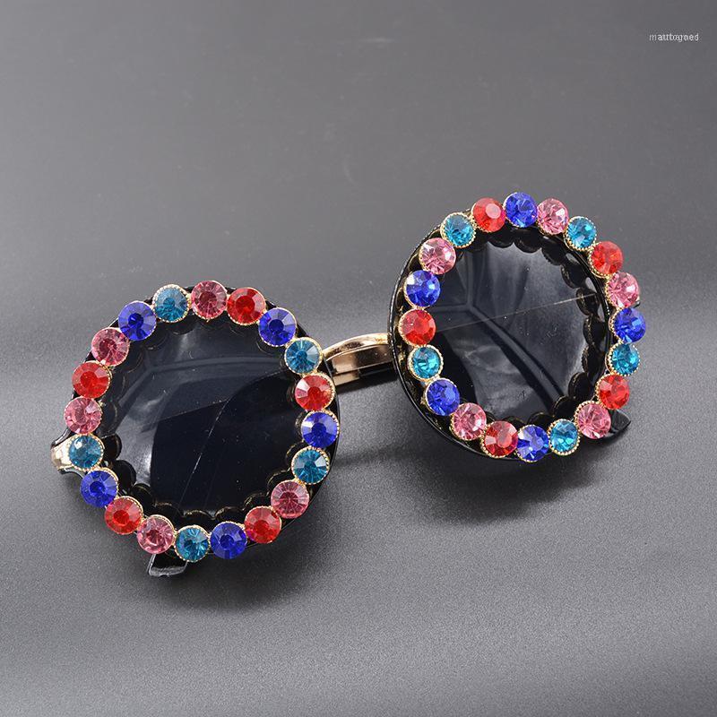 Sunglasses Diamond Luxury Women Fashion Round Crystal Sun Glasses UV400 Vintage Ladies Party Oculos Gafas De Shades 20211
Sunglasses Diamond Luxury Women Fashion Round Crystal Sun Glasses UV400 Vintage Ladies Party Oculos Gafas De Shades 20211