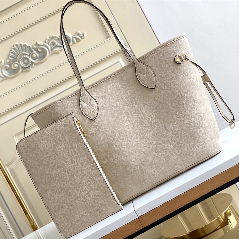 corium shopping bag for women fashion tote waterproof shoulder calssic handbag lady messenger bag woman purse Wholesale Leather Handbags, Customize
corium shopping bag for women fashion tote waterproof shoulder calssic handbag lady messenger bag woman purse Wholesale Leather Handbags, Customize