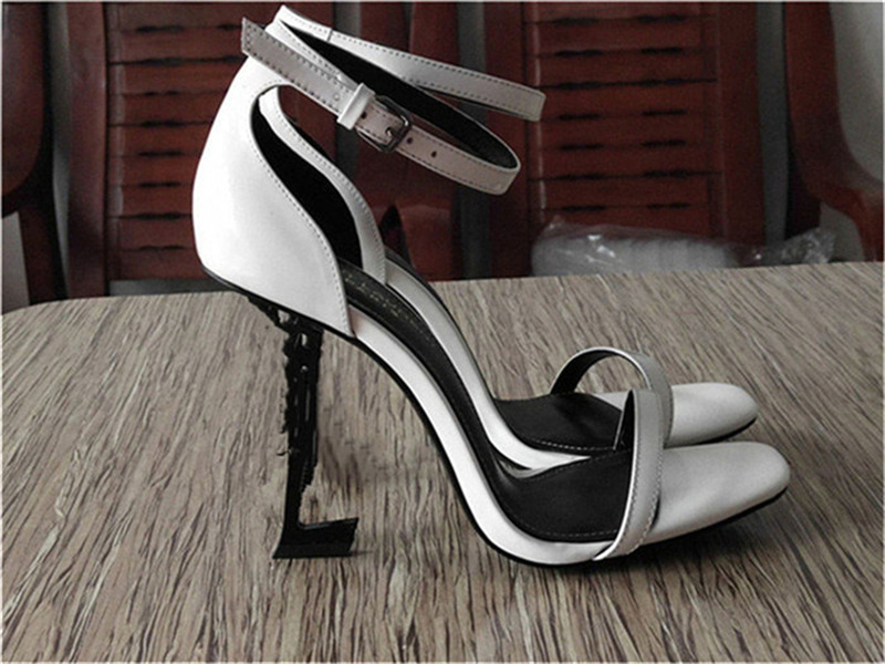 2021 Fashion Designer Womens Shoes Bottom High Heels Nude Black Leather Pointed Toes Pumps ys l Dress Shoes Mid Heeled Shoes mnnbhjjikkkk,,,
2021 Fashion Designer Womens Shoes Bottom High Heels Nude Black Leather Pointed Toes Pumps ys l Dress Shoes Mid Heeled Shoes mnnbhjjikkkk,,,