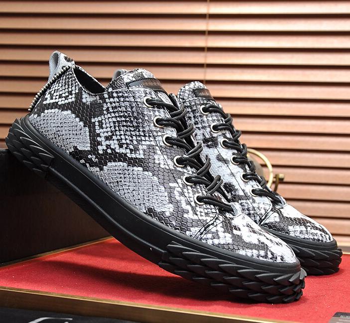 Giuseppe Casual shoes Real leather Sneakers men shoes chaussures de designer Loafers martin Frankie The crocodile grain, Black
Giuseppe Casual shoes Real leather Sneakers men shoes chaussures de designer Loafers martin Frankie The crocodile grain, Black