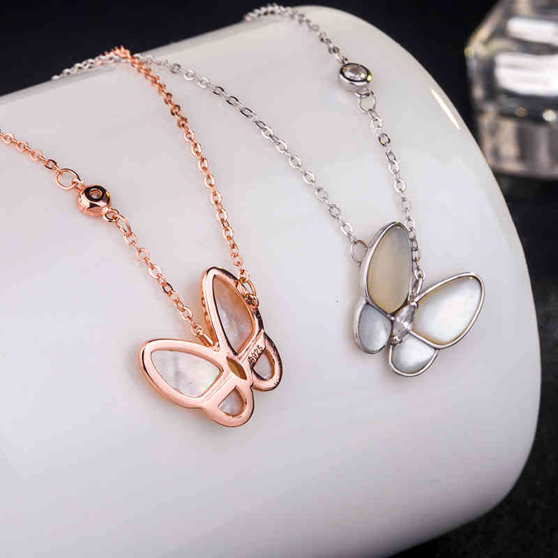 S925 Pure Silver Diamond White Shellfish Butterfly Necklace with Versatile Temperament