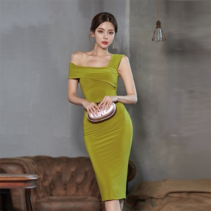 The han edition dress sexy inclined shoulder to fold bag hip MIDI vest 210602, Yellow
The han edition dress sexy inclined shoulder to fold bag hip MIDI vest 210602, Yellow