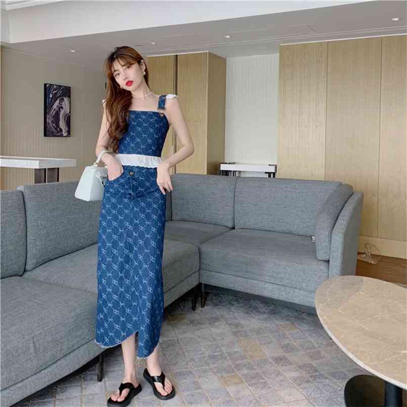 Love Printted Denim Two piece set Women Lace Ruffles Trim Vest +Skirt Sets Sleeveless Straps Tops Jean Skirt Suit Outfits 210602, Only vest
Love Printted Denim Two piece set Women Lace Ruffles Trim Vest +Skirt Sets Sleeveless Straps Tops Jean Skirt Suit Outfits 210602, Only vest