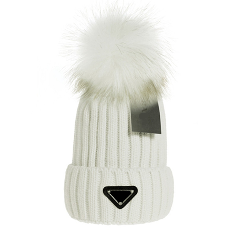 P- 2021 New Hot Unisex Winter Warm Hat Headgear Costume Accessories Down Woman Luxury Designer Men's Trend Badge Knitted Woolen With Big Hair Ball Cap, Physical picture-scan qr
P- 2021 New Hot Unisex Winter Warm Hat Headgear Costume Accessories Down Woman Luxury Designer Men's Trend Badge Knitted Woolen With Big Hair Ball Cap, Physical picture-scan qr