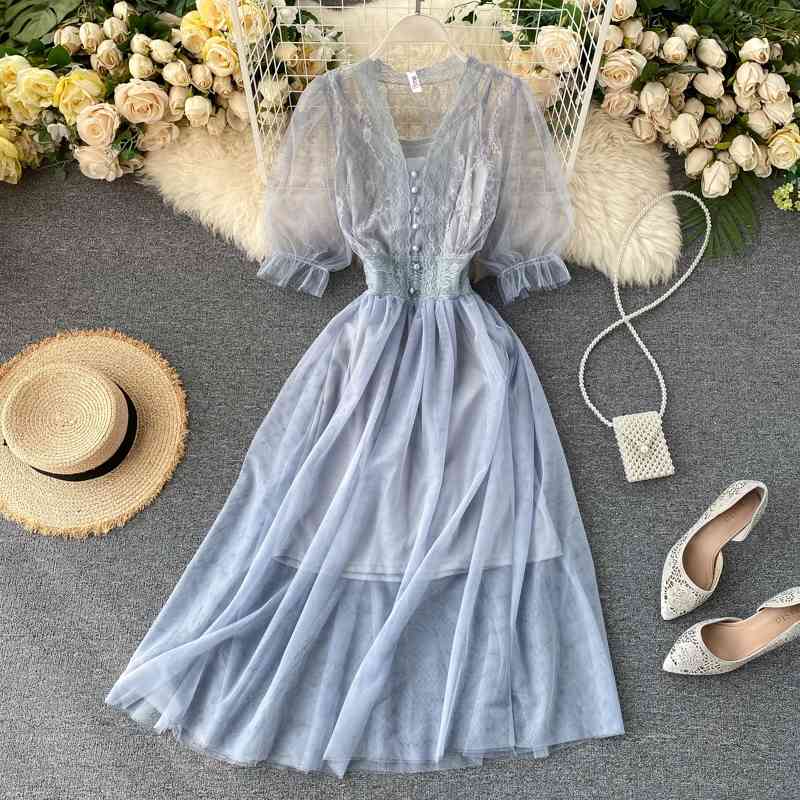 Fashoin Women Mesh Dress Summer Short Sleeve V Neck Sweet Tulle Korean Ladies Elegant Vintage Long Robe Vestidos 210602
Fashoin Women Mesh Dress Summer Short Sleeve V Neck Sweet Tulle Korean Ladies Elegant Vintage Long Robe Vestidos 210602
