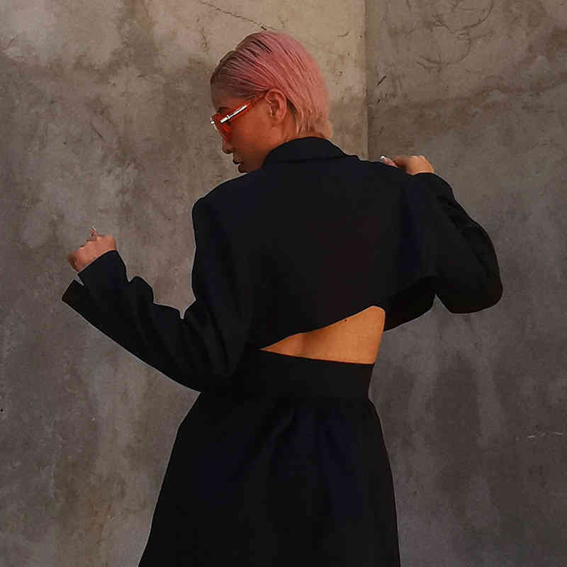 Black Tunic Jacket For Women Notched Collar Long Sleeve Backless Slim Short Blazer Female Autumn Clothing 210524