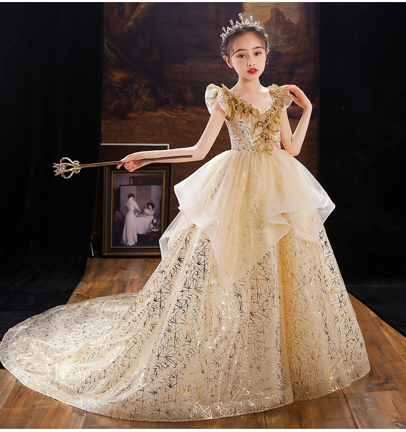 Ball Gown Toddler Girls Pageant Dresses Lace Appliqued Long tail Flower Girl Dress Crystals Tulle First holy Communion Gowns 2021