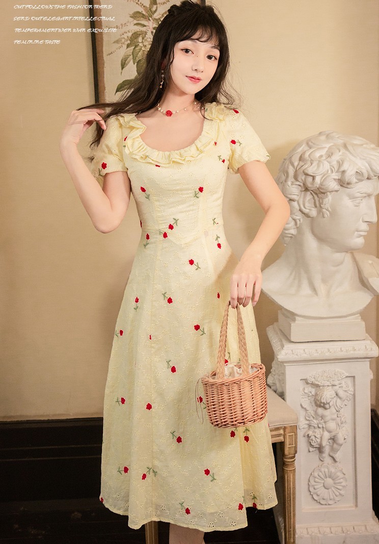 Summer Women Sweet Floral Embroidery Hollow Out Midi Dress Vintage Elegant Ruffles O-Neck Cotton Slim Party Vestidos 210519