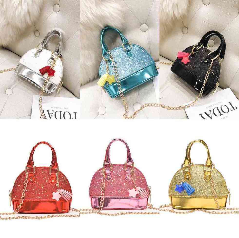 Kids PU Shell Sequin Bag Children Mini tote Shoulder Bags Girls handbag fashion designer Purse Chain Cute Handbags 8 color H52EF6G, #2 red
Kids PU Shell Sequin Bag Children Mini tote Shoulder Bags Girls handbag fashion designer Purse Chain Cute Handbags 8 color H52EF6G, #2 red