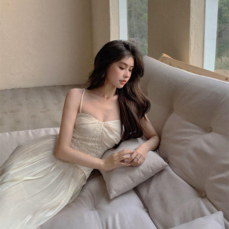 Elegant Camisole Dress Vintage Women Sexy High Waist Folds Fairy Strap Dress Evening Party Summer Dress Korean 210521