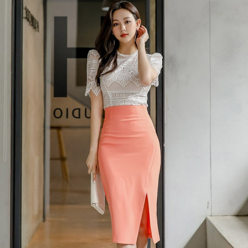 Summer Sexy short Sleeve Lace Blouse High Waist Bowknot Peplum Pencil Skirt Women Bodycon Midi Suit Dresses 2 Pieces Sets 210525, Picture color
Summer Sexy short Sleeve Lace Blouse High Waist Bowknot Peplum Pencil Skirt Women Bodycon Midi Suit Dresses 2 Pieces Sets 210525, Picture color