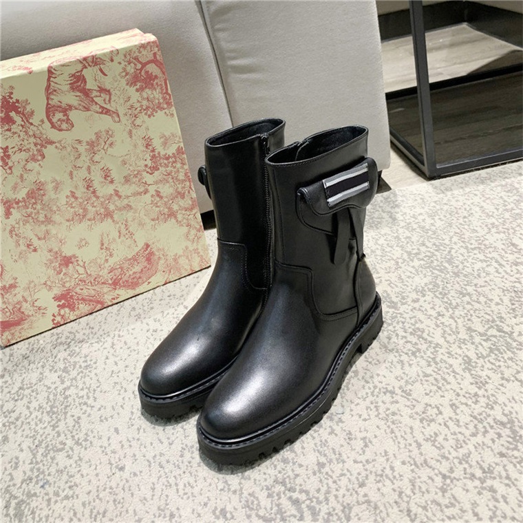 2021 Winter Autumn Women Ankel Boots High Half Knee Boot Fashion Leather Round Low Heeled Luxury Designer Brand Shoes Top Quality Knight Martin, Black
2021 Winter Autumn Women Ankel Boots High Half Knee Boot Fashion Leather Round Low Heeled Luxury Designer Brand Shoes Top Quality Knight Martin, Black