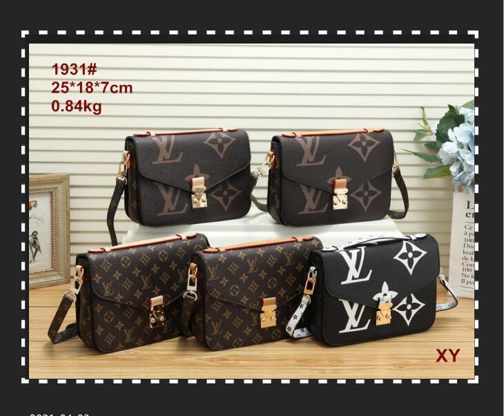 04-5 LV LOUIS 1 VITTON bags Men Brand Designer Backpack Ladies Top Quality Backpack luxurious
04-5 LV LOUIS 1 VITTON bags Men Brand Designer Backpack Ladies Top Quality Backpack luxurious