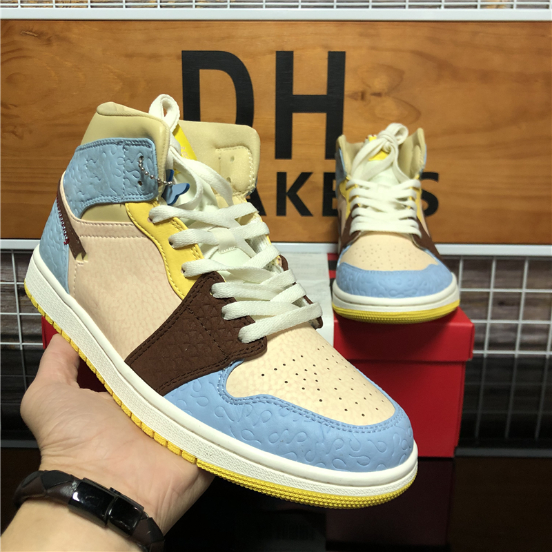 High Top Sneakers Jumpman 1 1s Men Women Retro Basketball Shoes University Blue Mocha Black Chicago Toe Not For Resale Obsidian Mens Womens Sport Trainers With Box, Style 37
High Top Sneakers Jumpman 1 1s Men Women Retro Basketball Shoes University Blue Mocha Black Chicago Toe Not For Resale Obsidian Mens Womens Sport Trainers With Box, Style 37