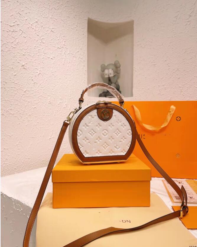 Genuine leather handbags small bags 2022 new trendy fashion all-match small round bag ladies shoulder messenger bagt With Box, Beige
Genuine leather handbags small bags 2022 new trendy fashion all-match small round bag ladies shoulder messenger bagt With Box, Beige