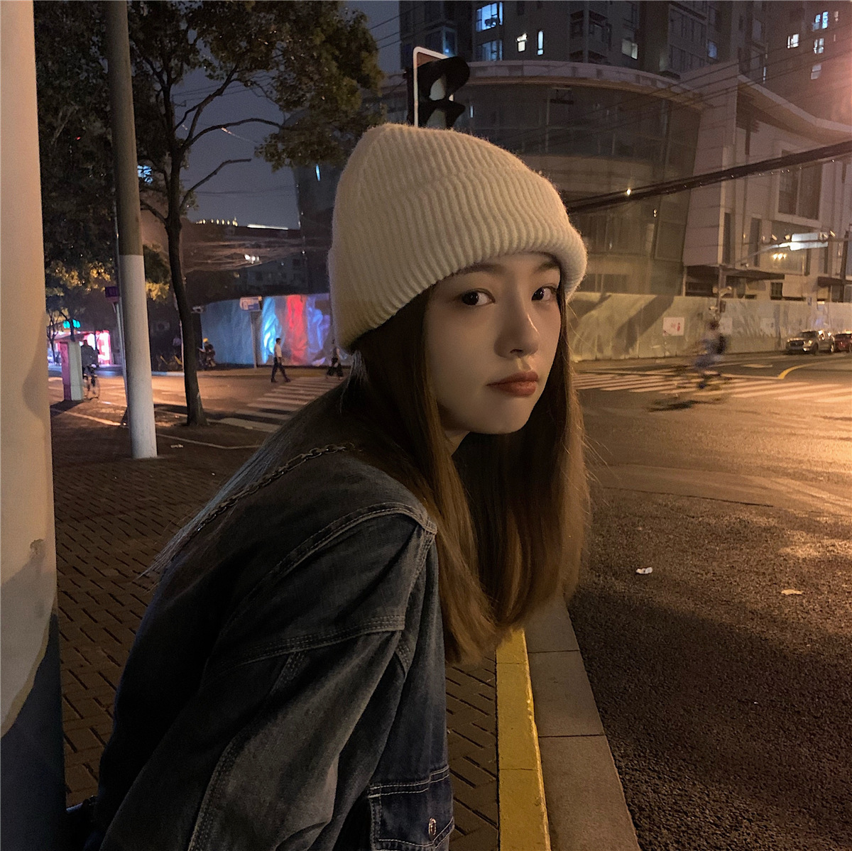 Ding Zouzou Japanese Style Face-Looking Small Warm Earlap Woolen Hat Korean Mens Womens Autumn and Winter Tide All-Matching Knitte, Orange 
Ding Zouzou Japanese Style Face-Looking Small Warm Earlap Woolen Hat Korean Mens Womens Autumn and Winter Tide All-Matching Knitte, Orange