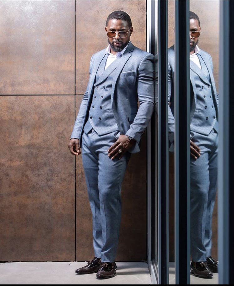 Three-Pieces Business Casual Single Breasted Men tuxedo Suits Vertical Stripes Slim Fit Groom Banquet Suit