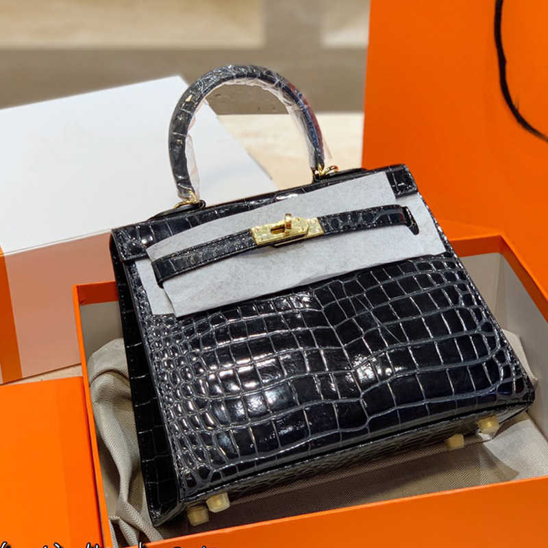 Hanghhangbag Women S Mini Luxurys Designers Bags 2021 designer Womens handbags Purses Crossbody Bag Wallet Handbag Louisbags_18 Purse Alliga
Hanghhangbag Women S Mini Luxurys Designers Bags 2021 designer Womens handbags Purses Crossbody Bag Wallet Handbag Louisbags_18 Purse Alliga