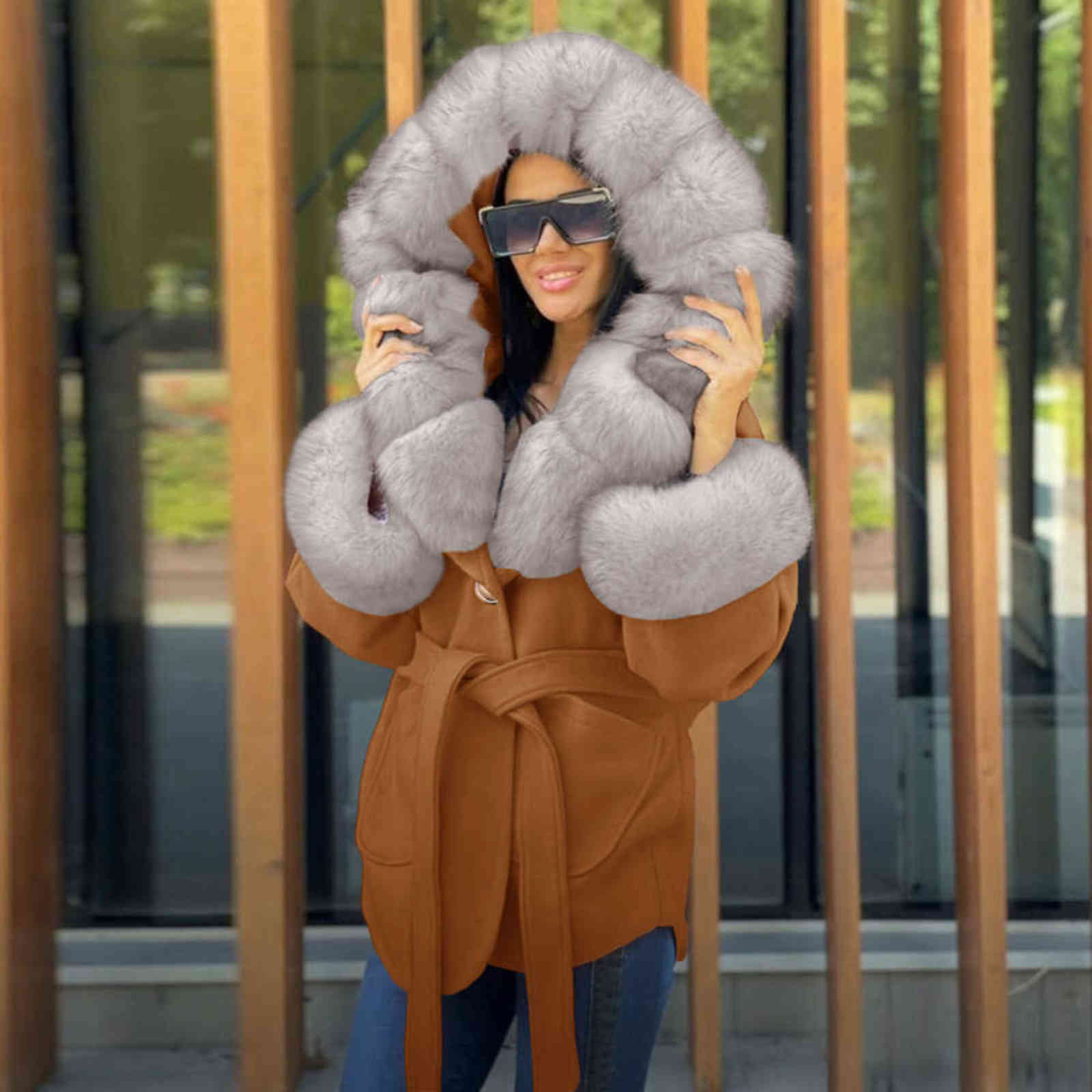 Winter Leather Jacket Stitching Faux Fur Collar Cuff Coat Women Slim Elegant Warm Thick Overcoat with Belt Female 211105